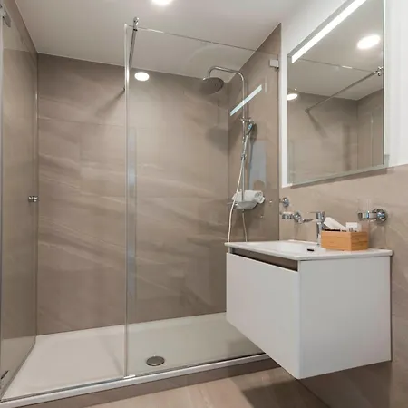 Gertrudstrasse In Wiedikon By Aas Service *