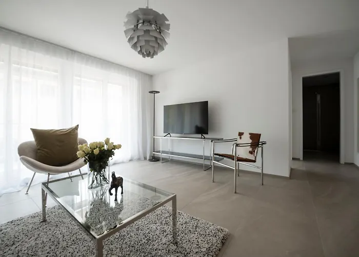 Gertrudstrasse In Wiedikon By Aas Service *