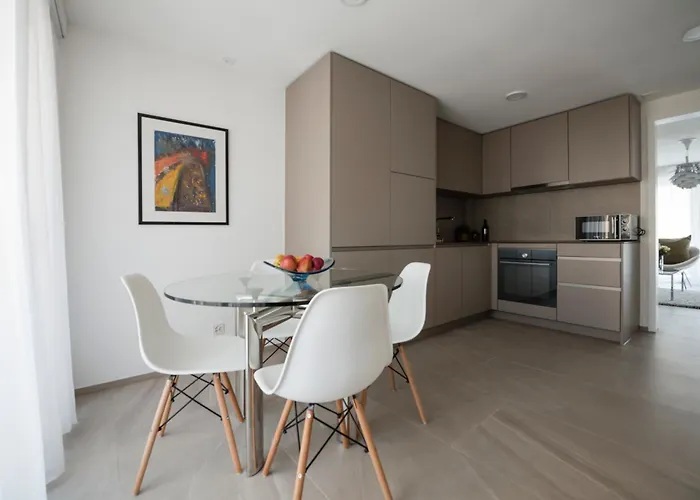 Gertrudstrasse In Wiedikon By Aas Service Appartamento Zurigo